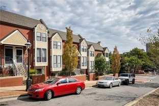 516 W 10th St - Photo 1 of 1