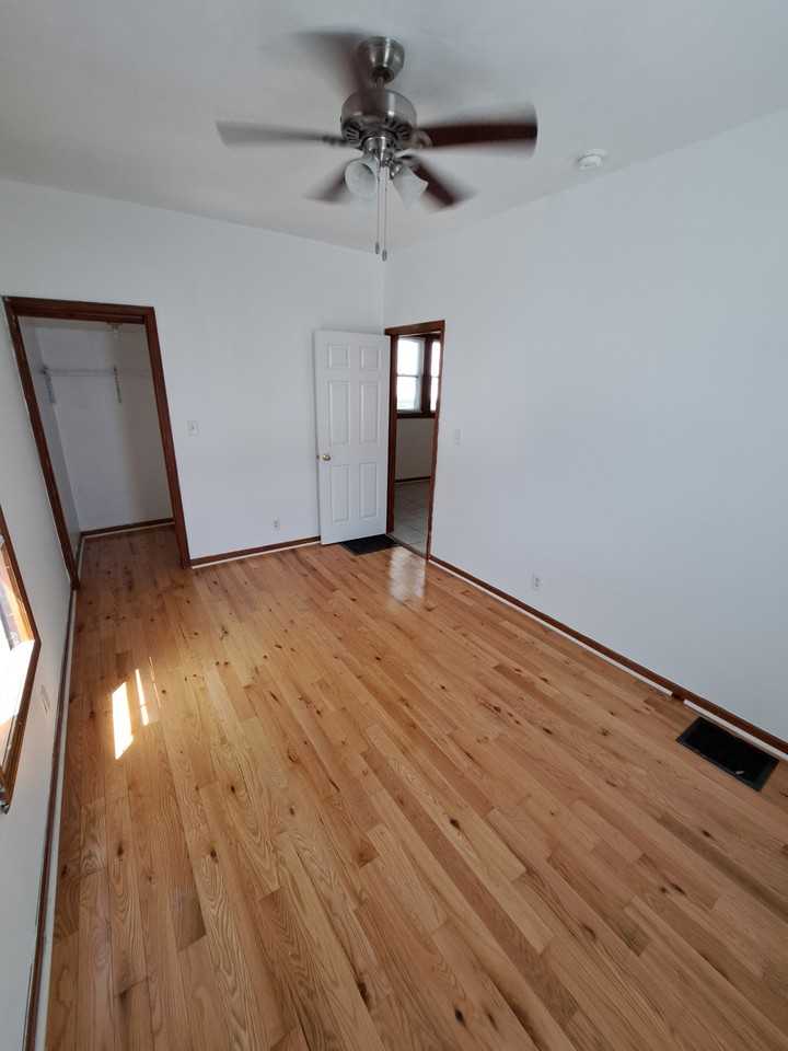 426 Pearl St #1 - Photo 6 of 6