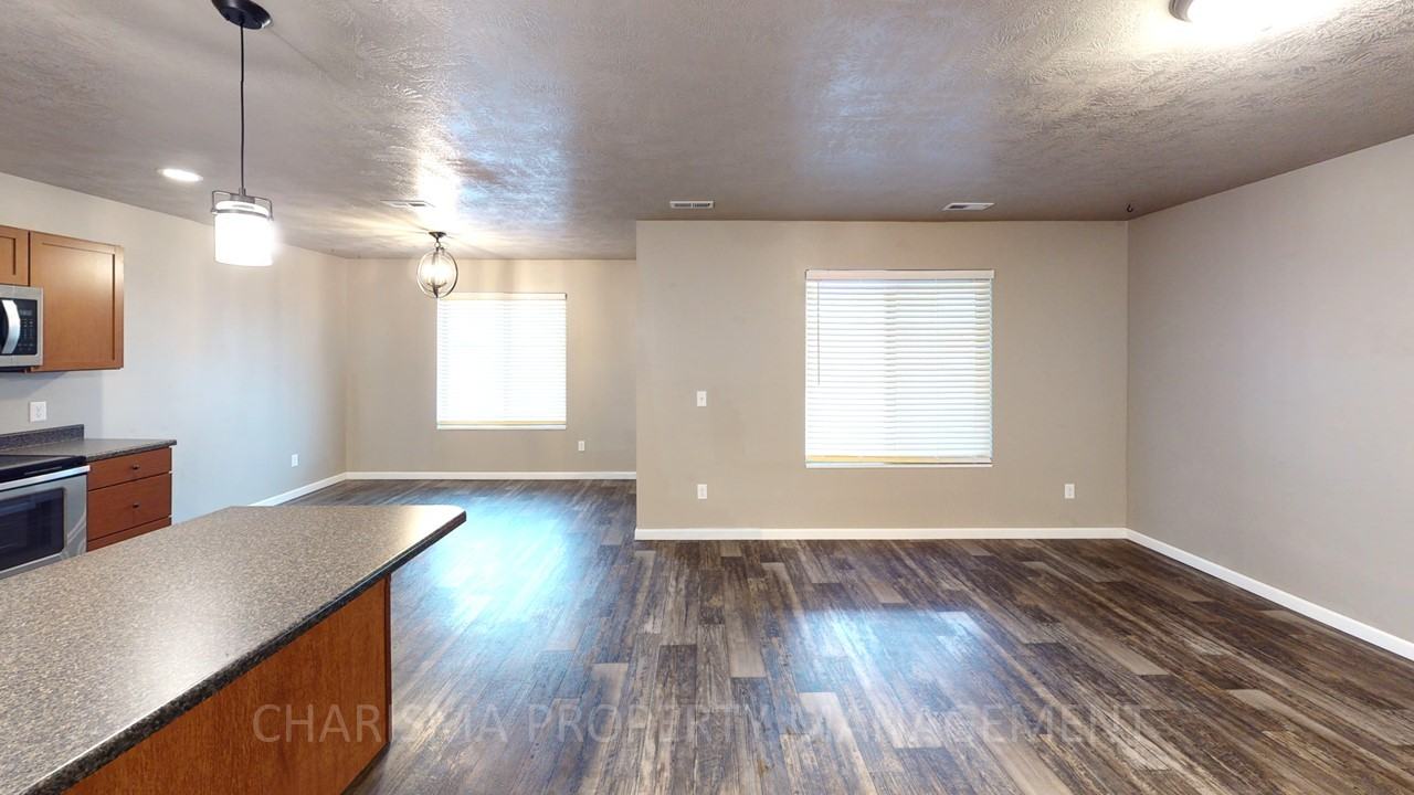 3800 N Oklahoma Ave #2 - Photo 4 of 16