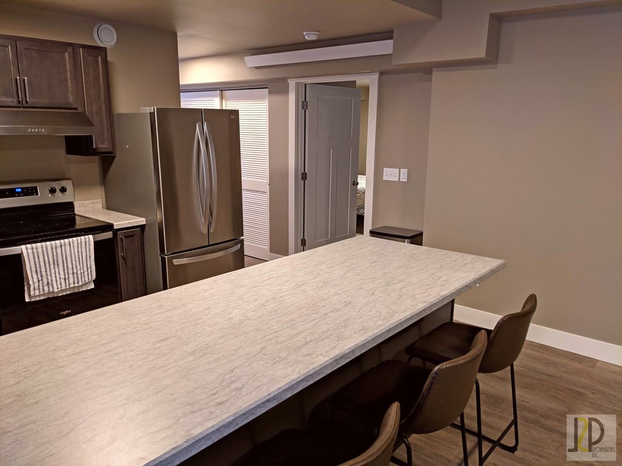 444 W Broadway St #2B - Photo 5 of 12