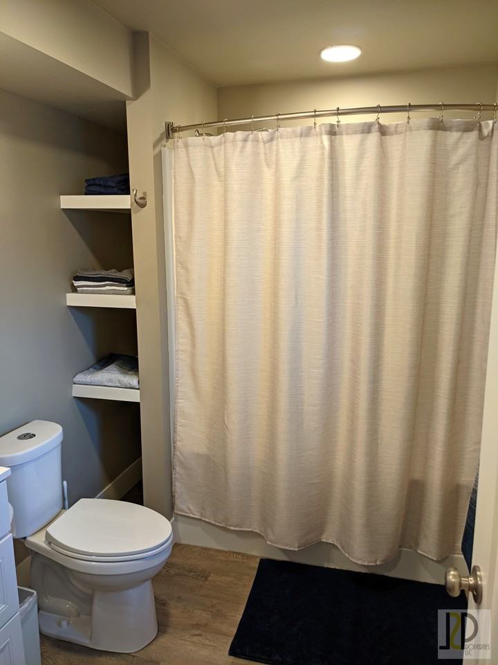 444 W Broadway St #2B - Photo 7 of 12