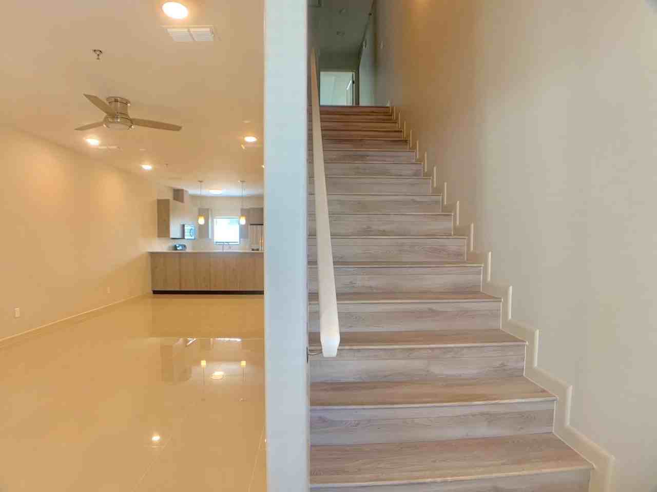 410 Newport Avenue #3B2-5B - Photo 6 of 16