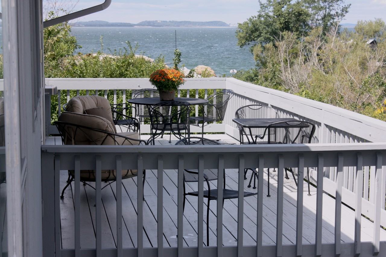 878 Washington St #NA - Photo 2 of 24