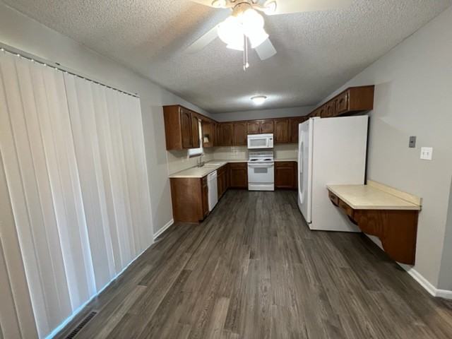 212 Sw 26th St #NA - Photo 7 of 22