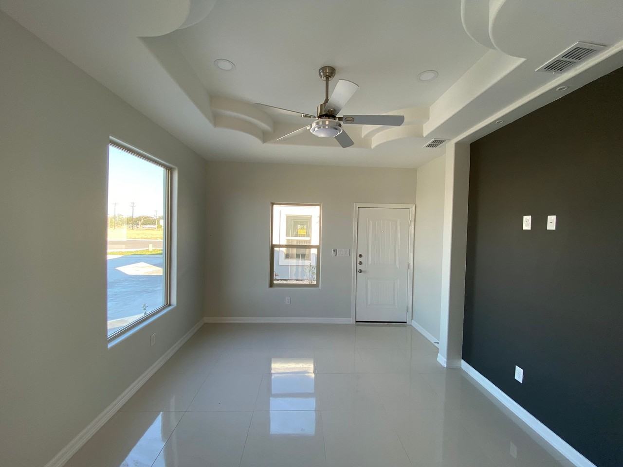 204 W Saint Helena Ave #3 - Photo 5 of 13