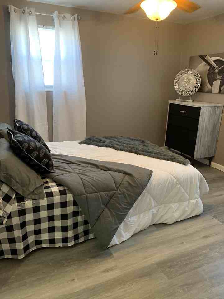 816 Tippecanoe St #1 - Photo 2 of 14