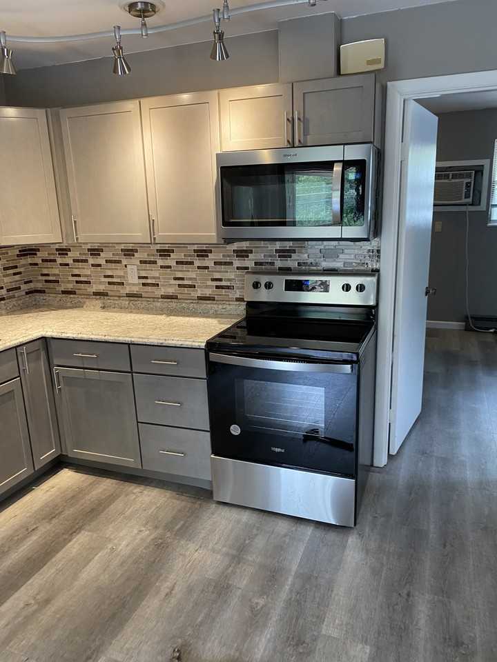 816 Tippecanoe St #1 - Photo 3 of 14