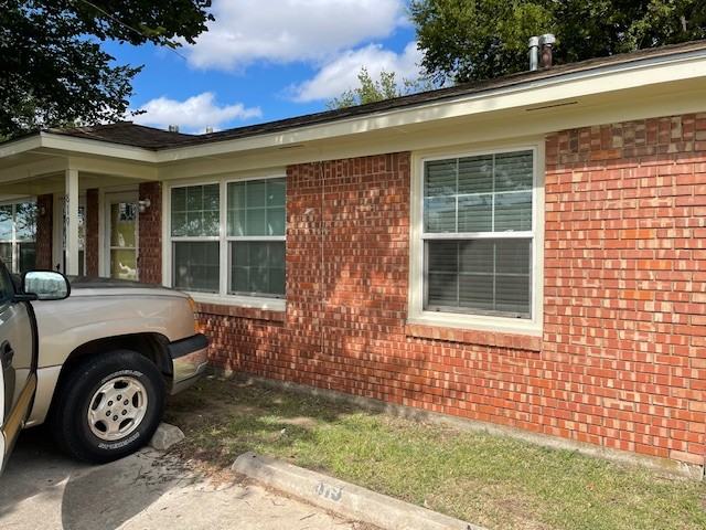 819 E Lindsey St #NA - Photo 2 of 26