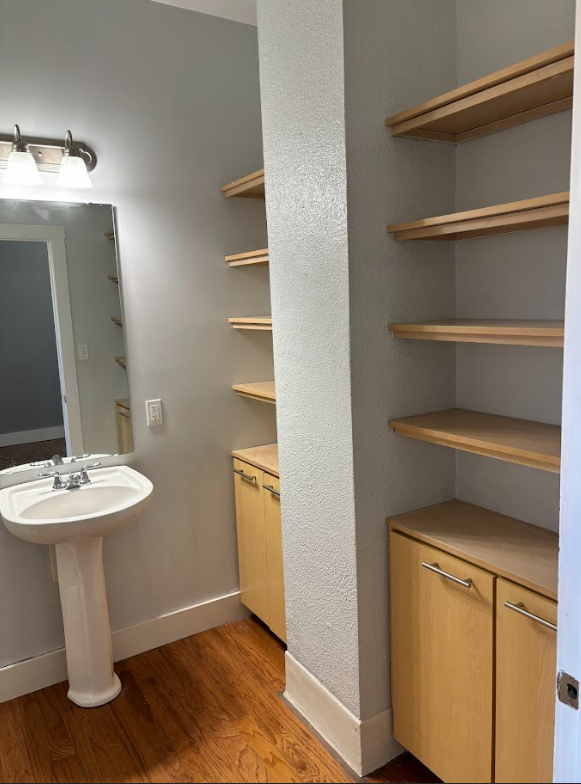 501 S Main St #503 - Photo 5 of 8