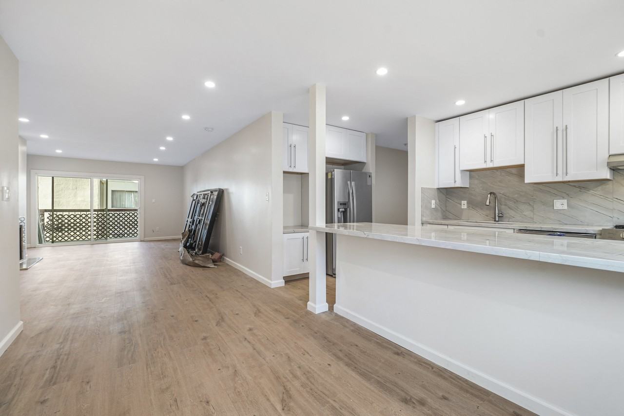 155 Pearl St #308 - Photo 5 of 19