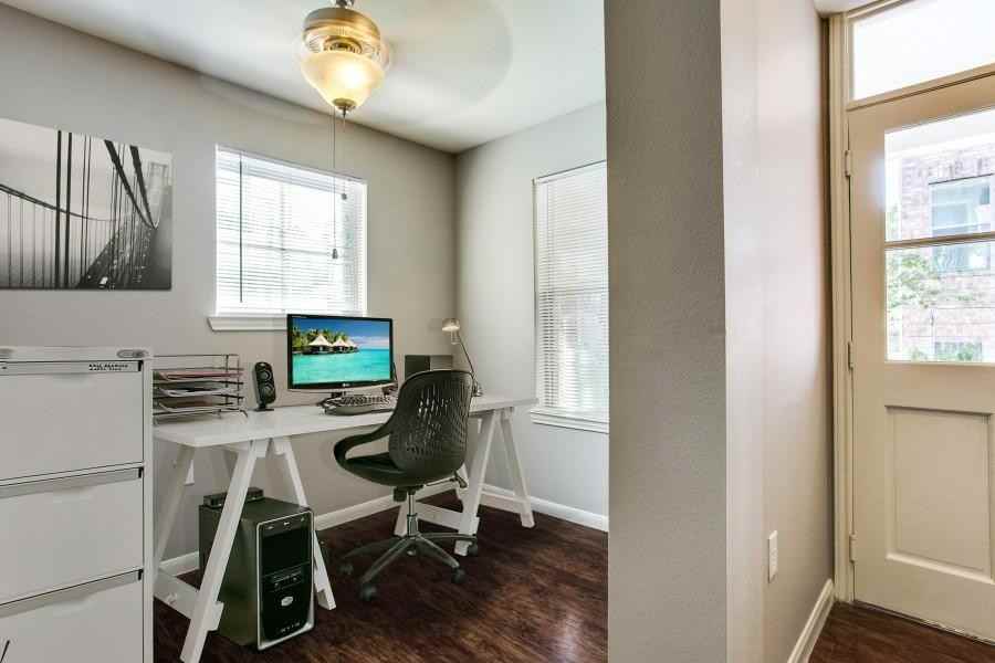 2232 Hibiscus Ave #000 - Photo 6 of 9