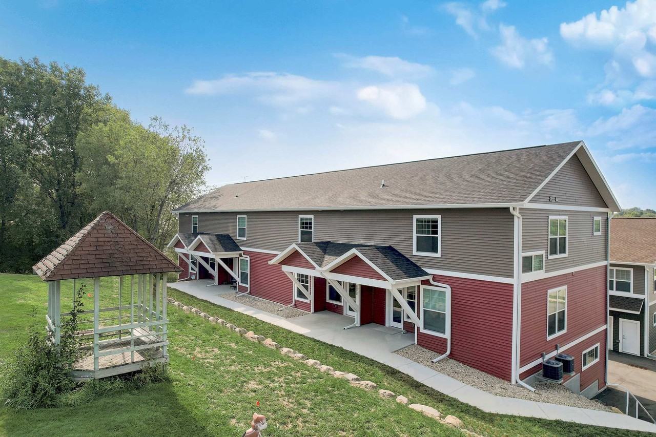 1927 Eastwood Way #1927 - Photo 3 of 50