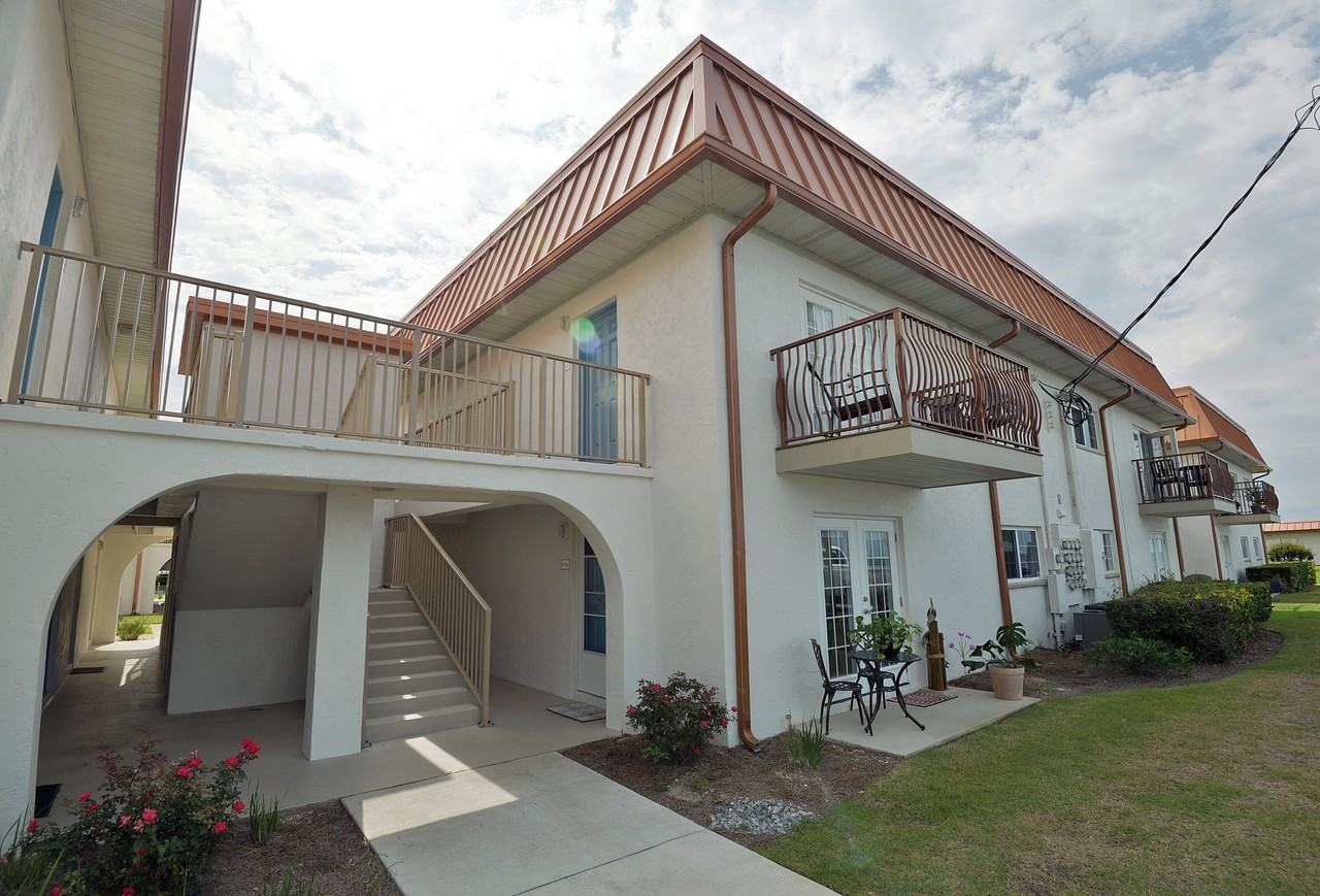 2100 W Beach Dr #R103 - Photo 6 of 49