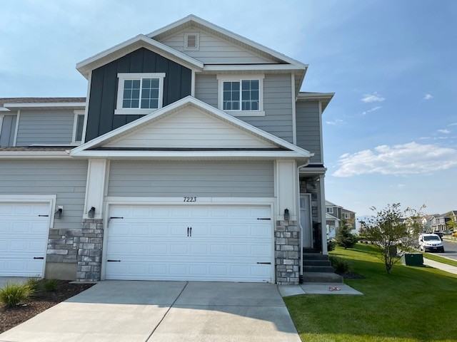 7244 N Silver Spring Way - Photo 5 of 16