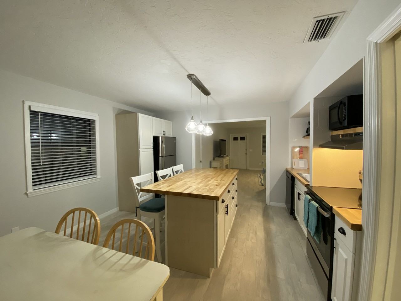 655 18th St #655 - Photo 6 of 21