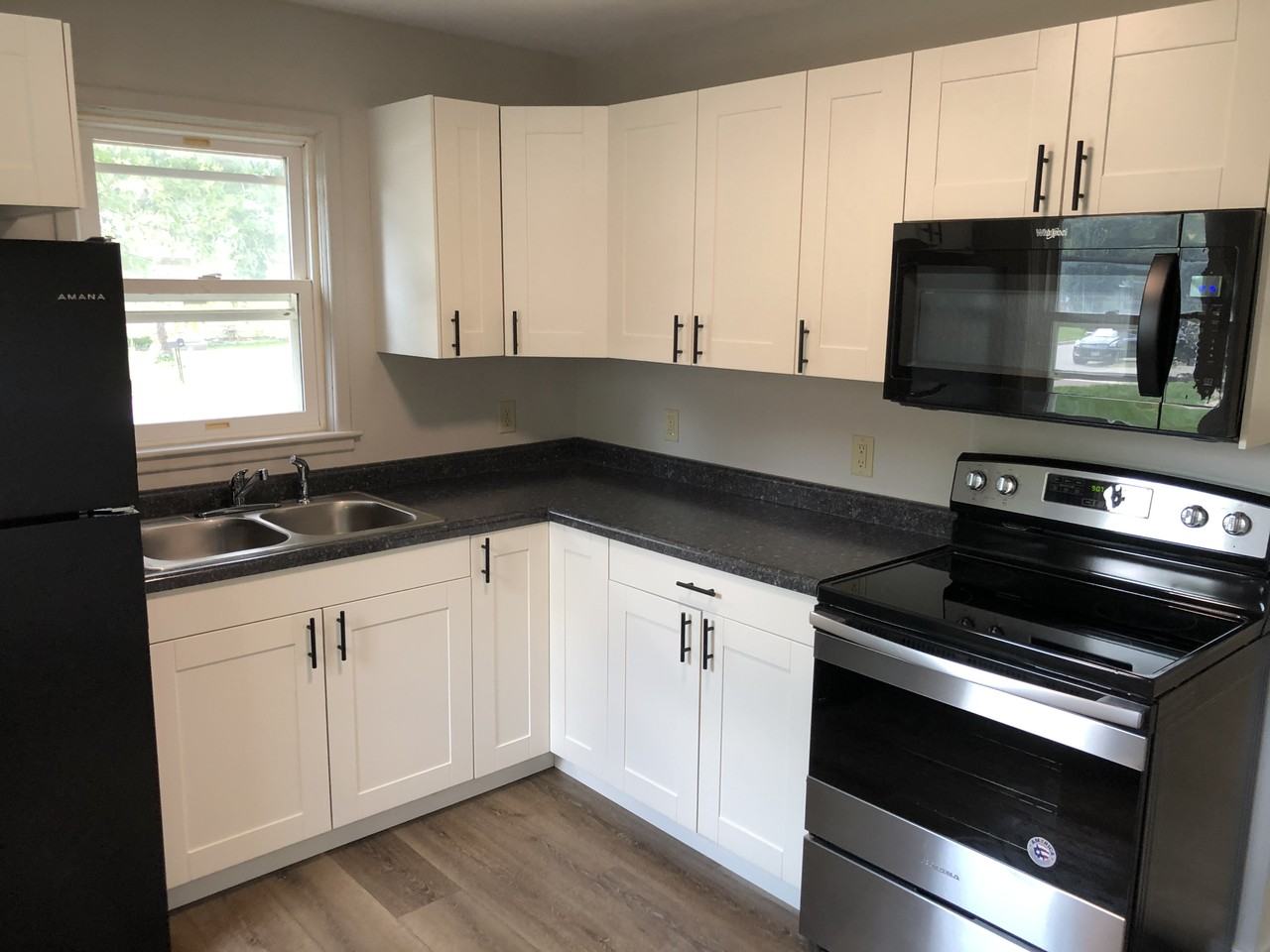 1109 Elizabeth Ave #NA - Photo 3 of 15