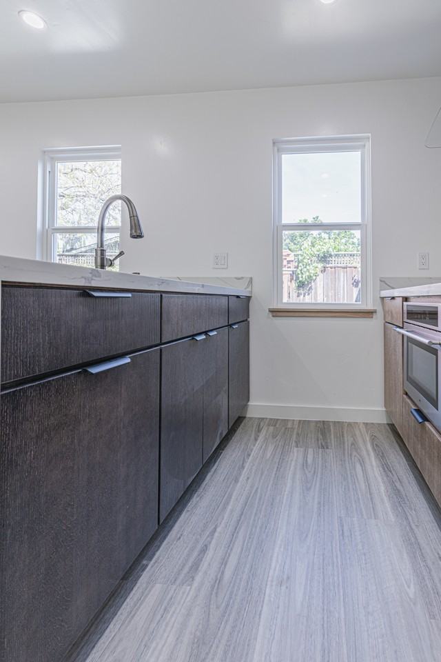 658 Elm St #2 - Photo 5 of 18