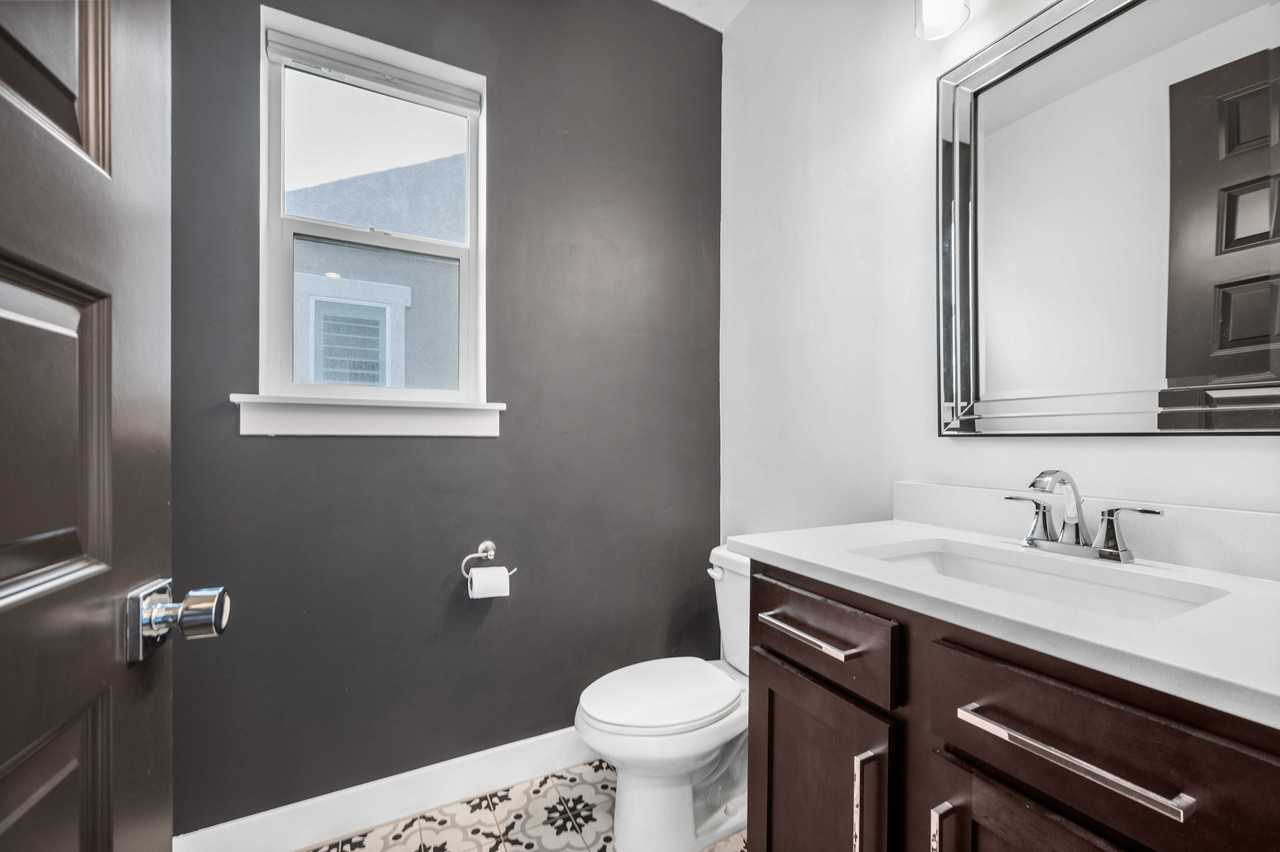 974 W Rutledge Rd #NA - Photo 5 of 32