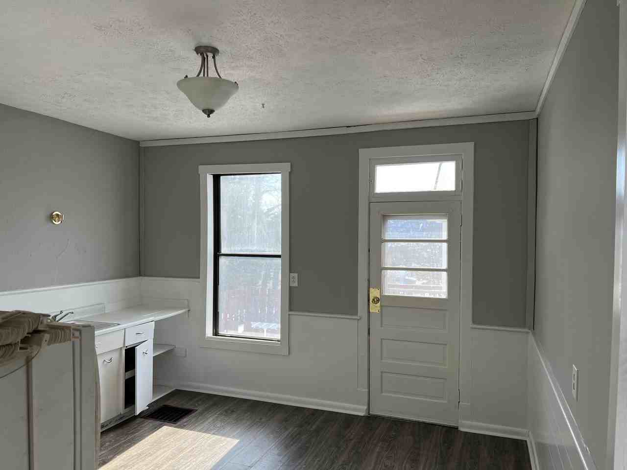 706 Morton St #NA - Photo 3 of 13