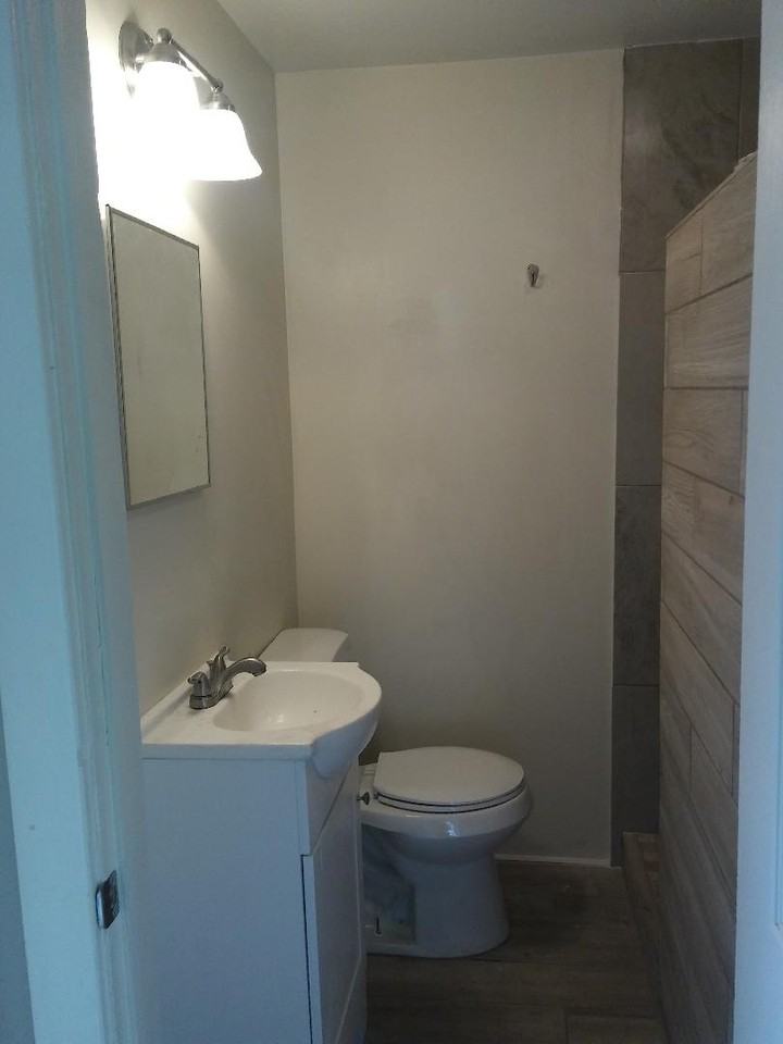 703 E Hanlon St #NA - Photo 4 of 10