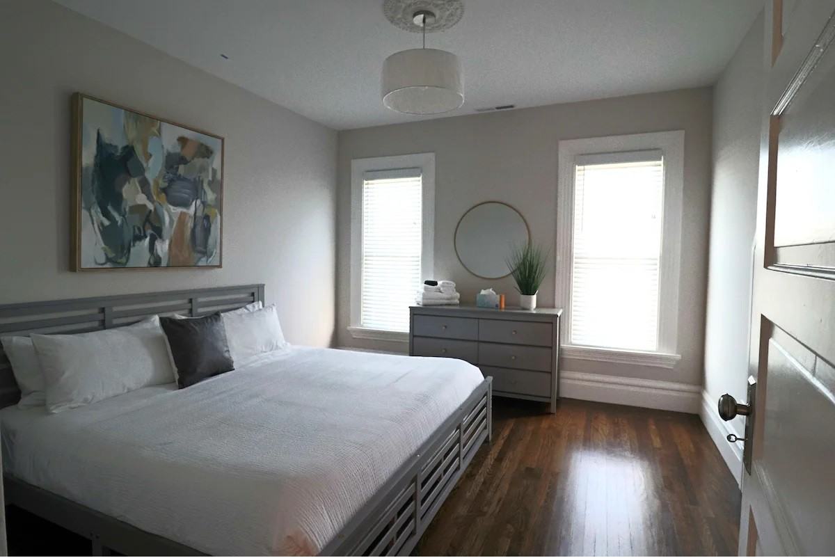 2207 E 21st St #NA - Photo 3 of 22