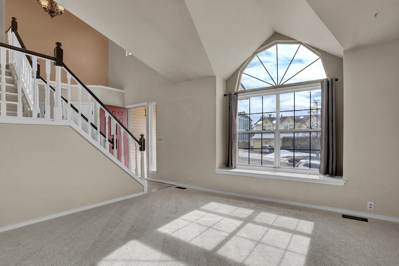 2760 Boleyn Dr #NA - Photo 2 of 20