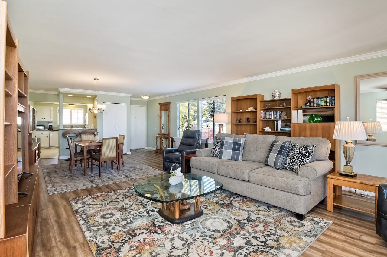 916 Caminito Estrada #B - Photo 6 of 22