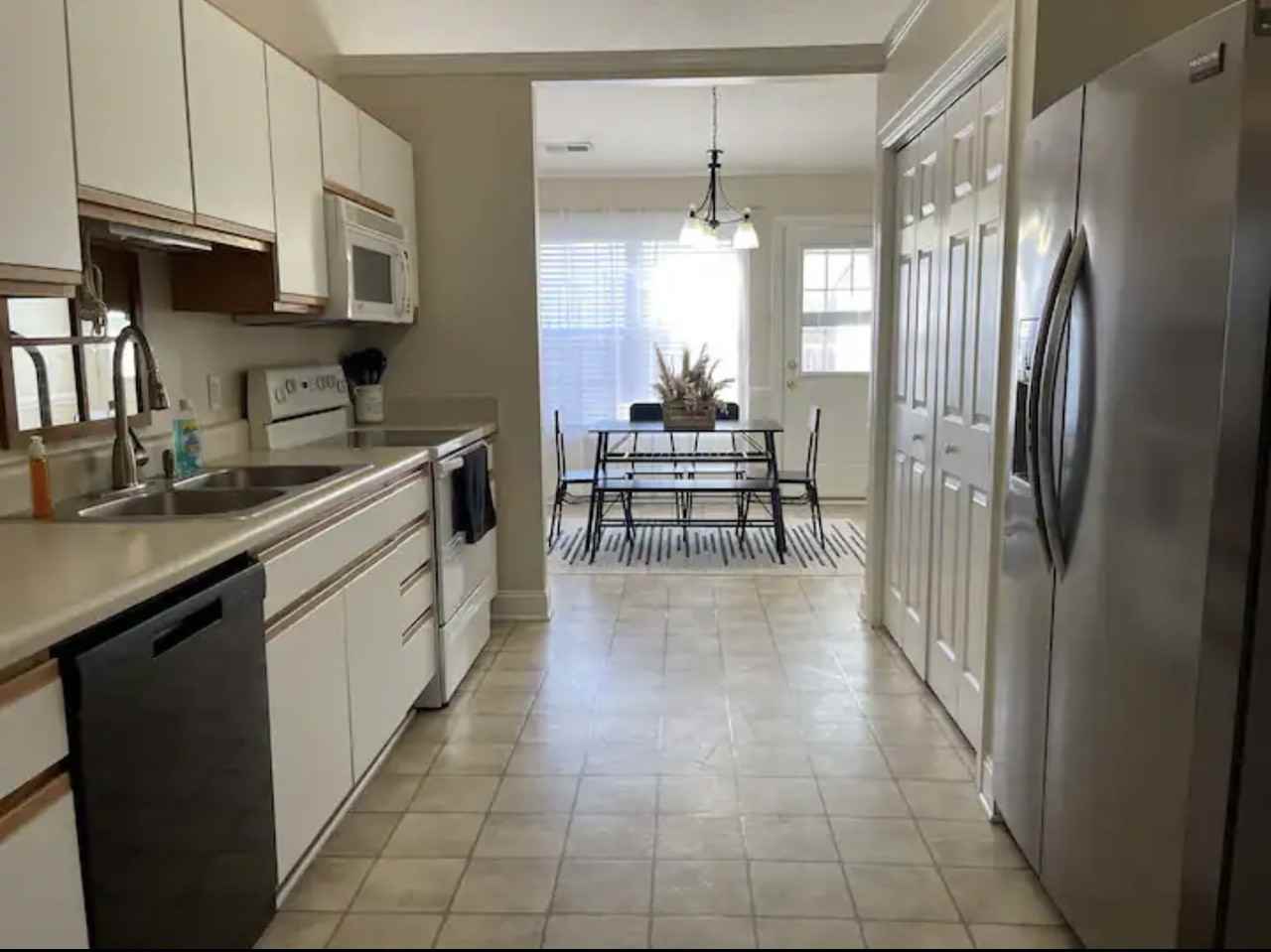 3608B Palmer Dr #NA - Photo 5 of 9