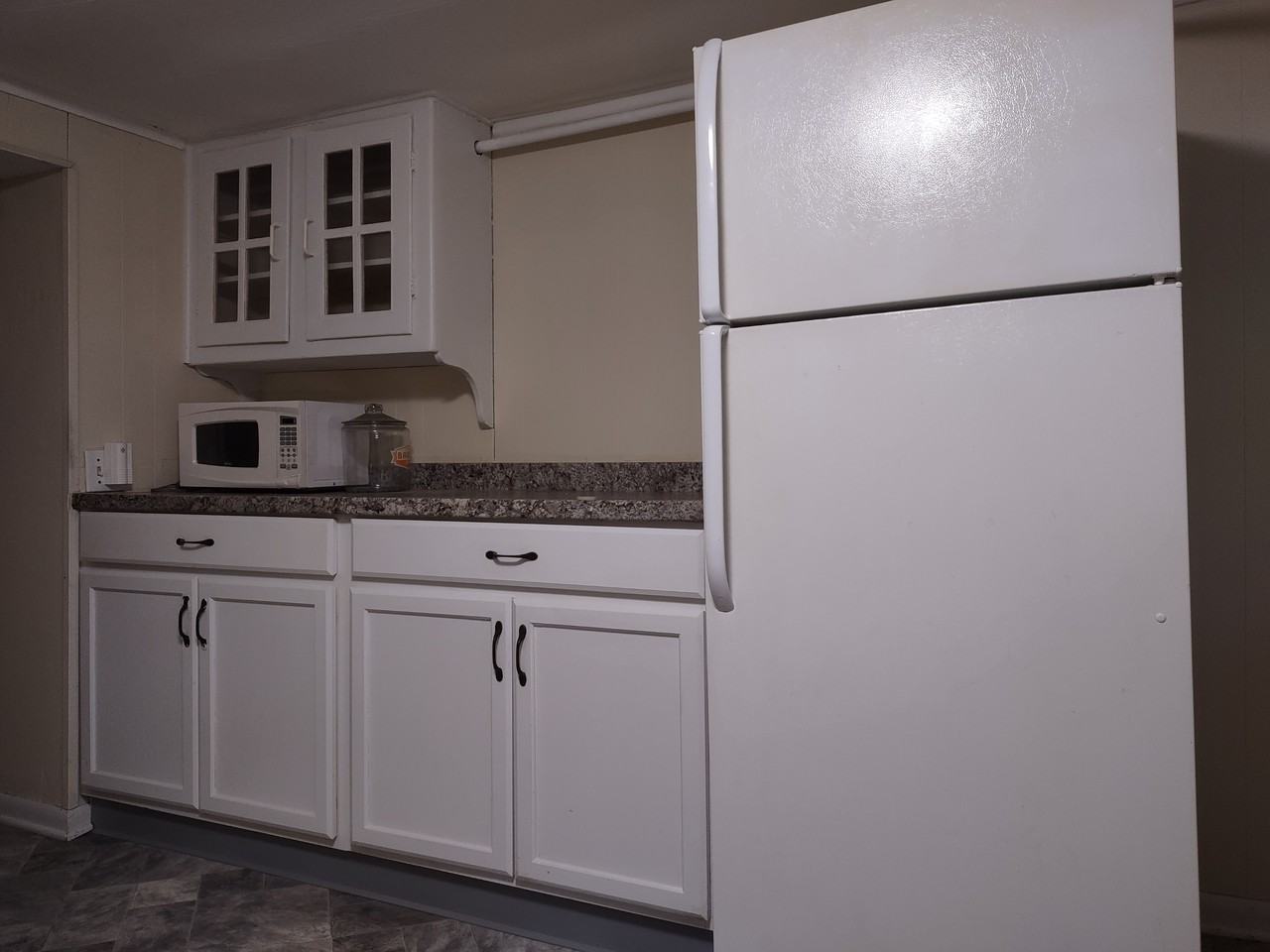 1242 North Ave #A - Photo 4 of 15