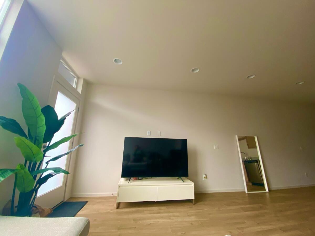 7035 42nd Ave S #1 - Photo 3 of 3