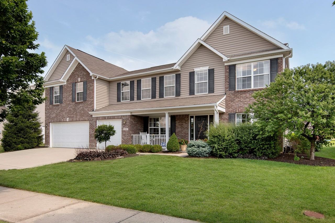 12976 Dekoven Dr #NA - Photo 2 of 27