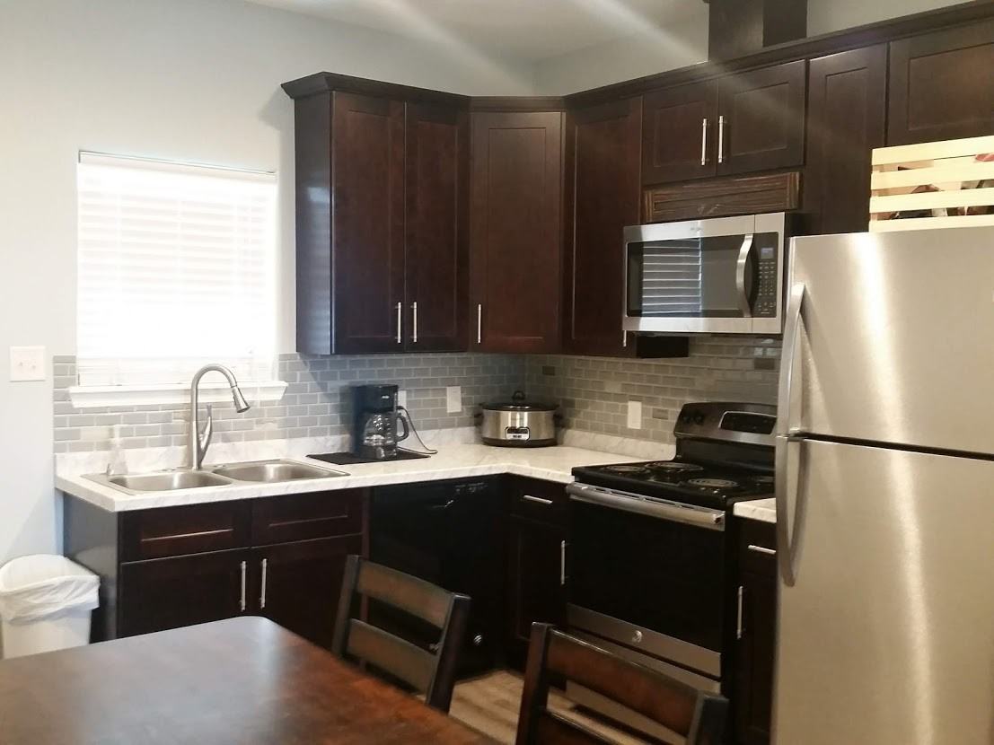 509 S Guadalupe St #E - Photo 4 of 8