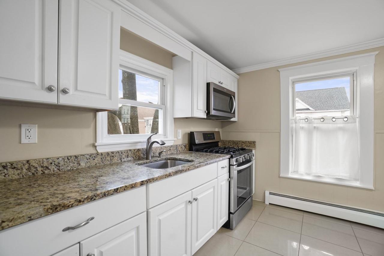 119 Andover St #2 - Photo 3 of 20