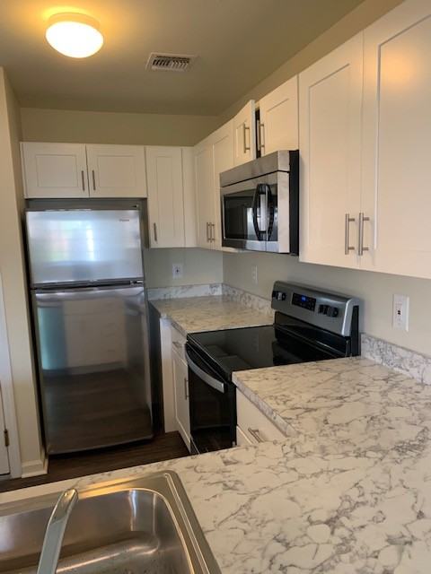 115 Platt Ave - Photo 3 of 6