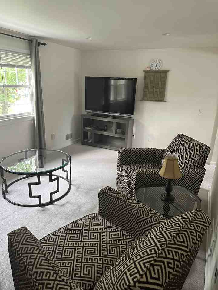 25 Westview Ave #2 - Photo 2 of 14