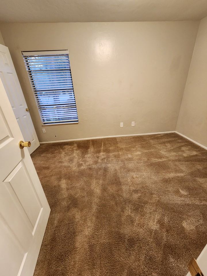 1725 Sw 69th Way #NA - Photo 6 of 13