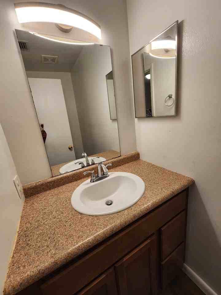 1725 Sw 69th Way #NA - Photo 7 of 11