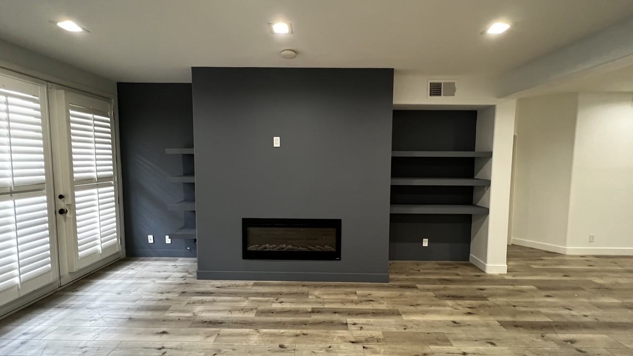 11740 W Sunset Blvd #15 - Photo 3 of 22