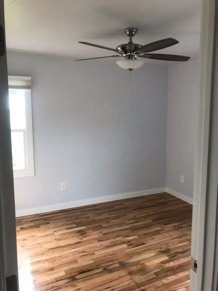 5121 W Peg St #NA - Photo 3 of 19