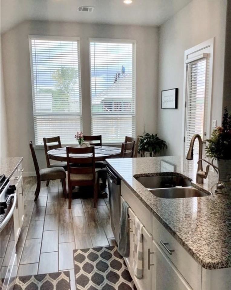 148 Emerald Garden Rd Unit B #NA - Photo 4 of 17