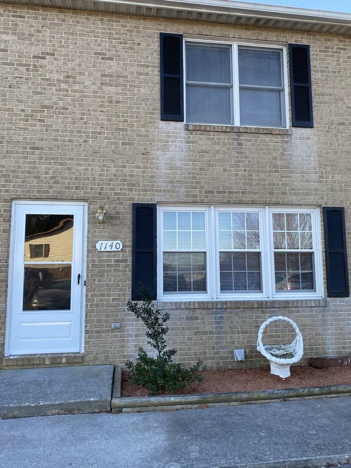 1140 Wadewood Ct #NA - Photo 2 of 19