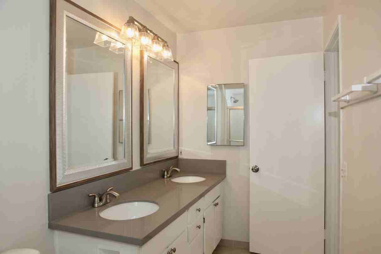 1344 East Main Street #103 - Photo 3 of 15