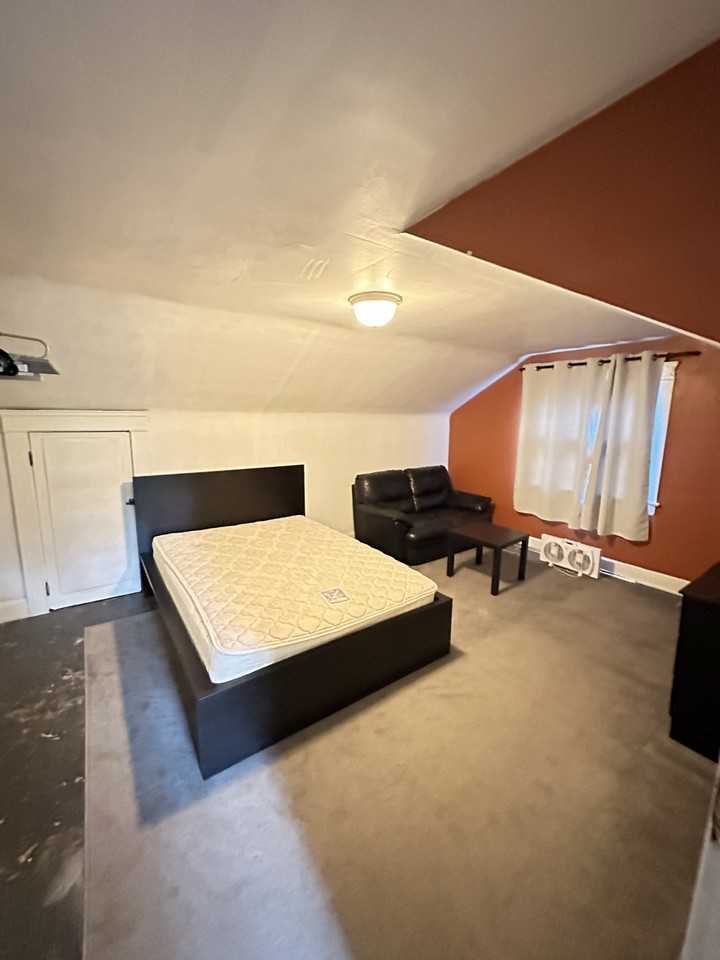 2288 Grandview Ave #3 - Photo 6 of 22
