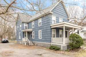 featured image of 407 Washtenaw Rd #2