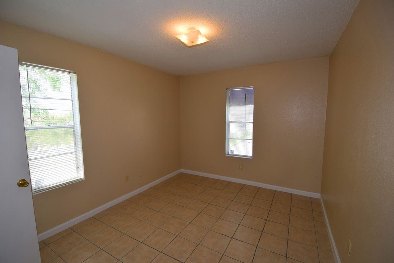 2733 Waldron Rd #90 - Photo 4 of 15