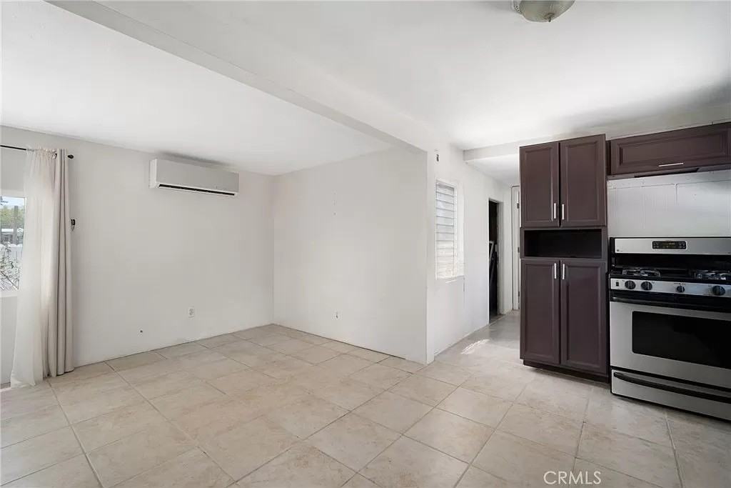 1500 E San Rafael Dr #NA - Photo 2 of 9