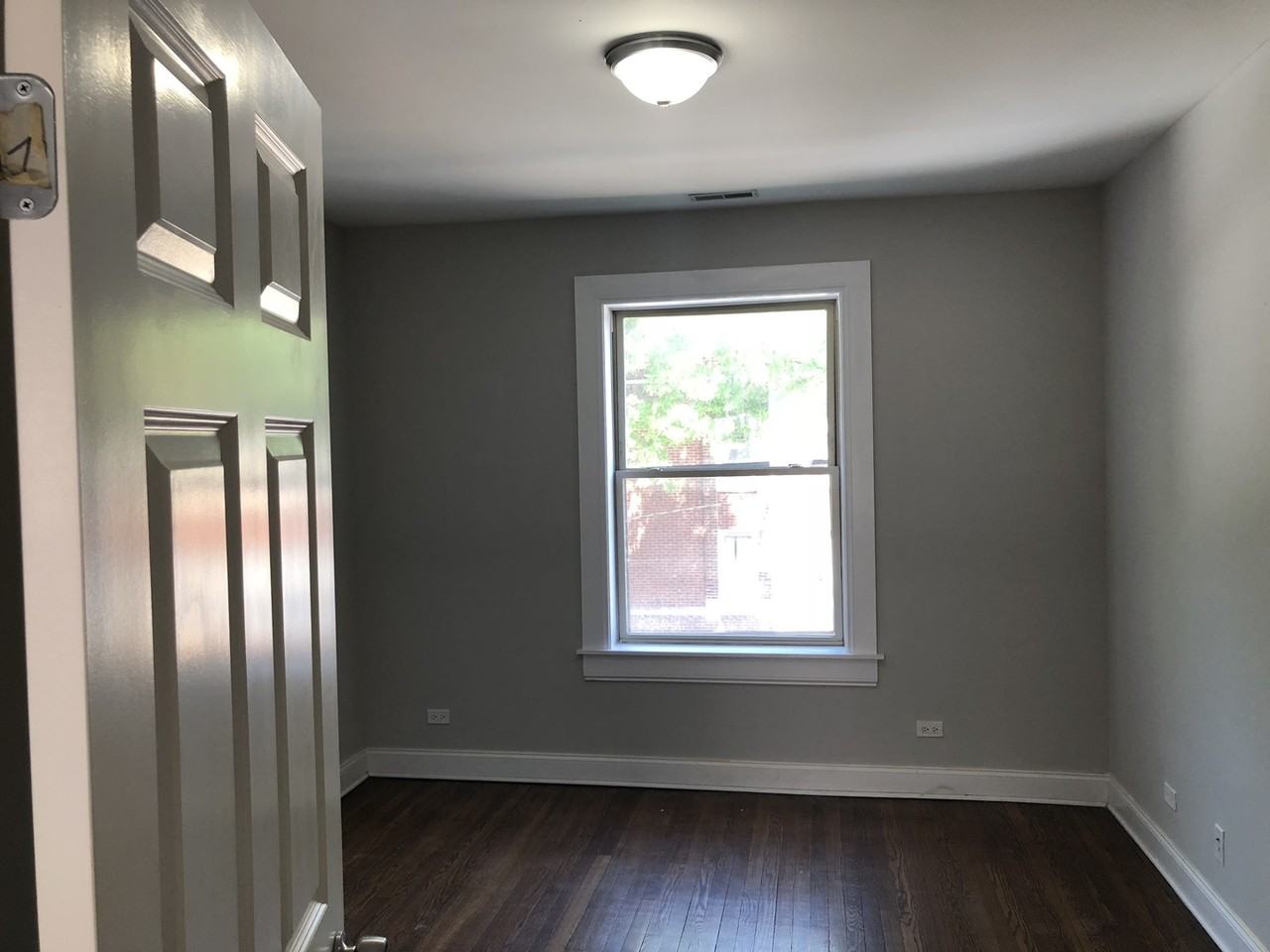 4004 N Hamlin Ave #1S - Photo 2 of 16