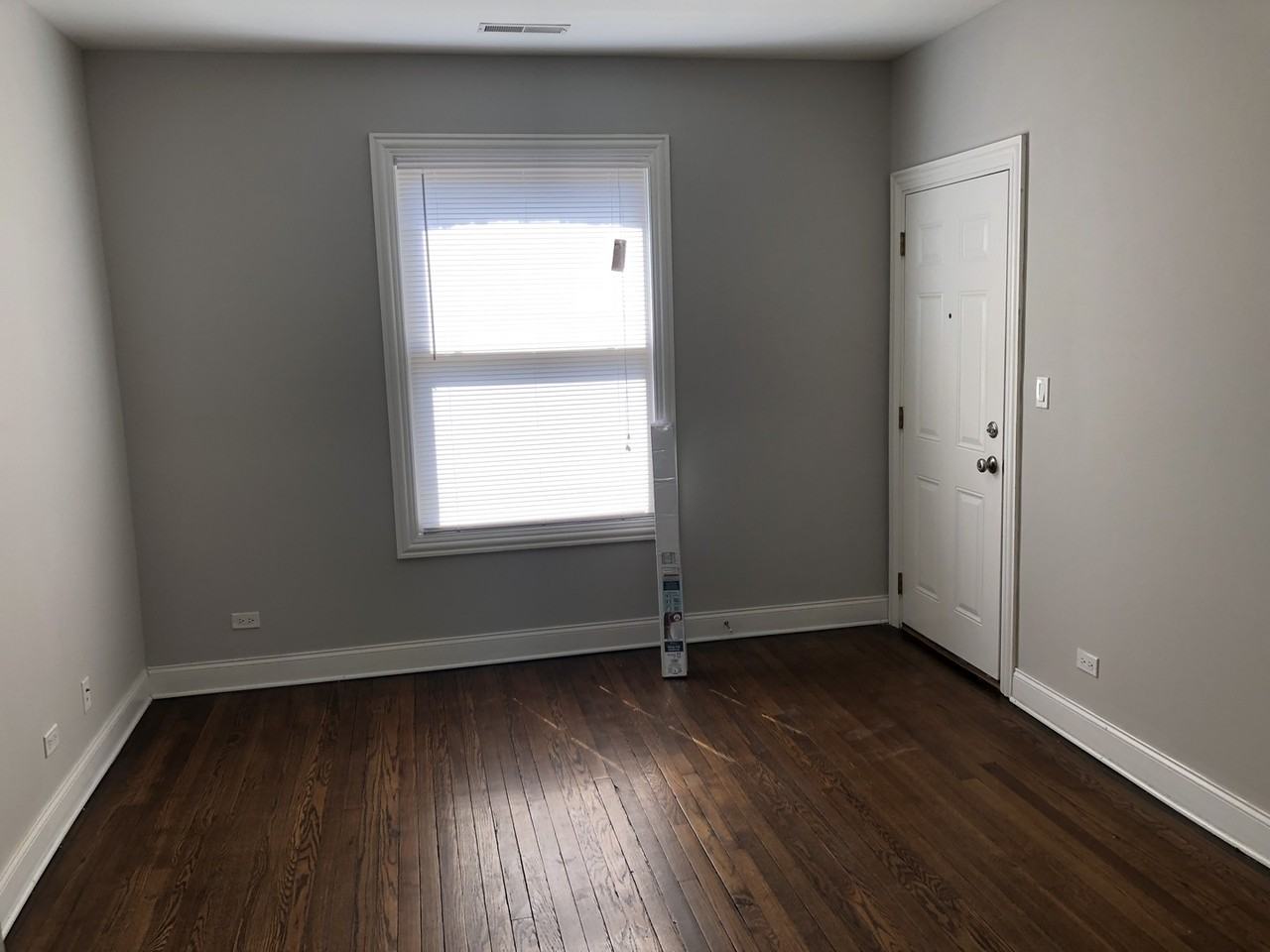 4004 N Hamlin Ave #1S - Photo 4 of 16