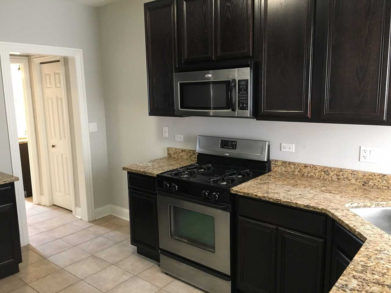 4004 N Hamlin Ave #1S - Photo 7 of 16