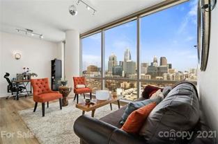 315 Arlington Ave #1401 - Photo 1 of 1